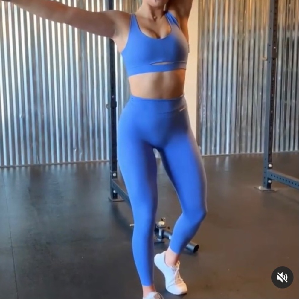 Whitney Simmons V1 Beautiful Blue Leggings